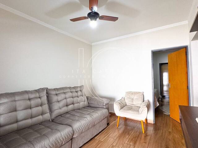 #10 - Casa para Venda em Araraquara - SP