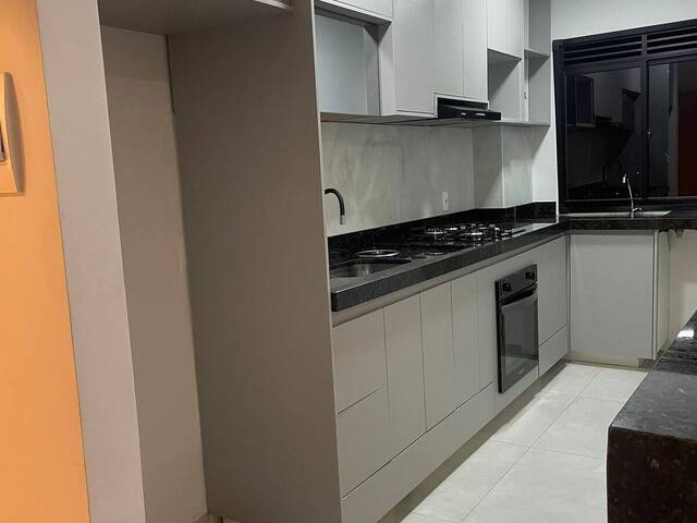 #25 - Apartamento para Venda em Araraquara - SP - 2