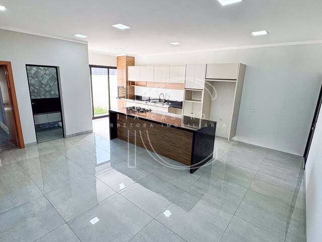 #37 - Casa para Venda em Araraquara - SP - 2