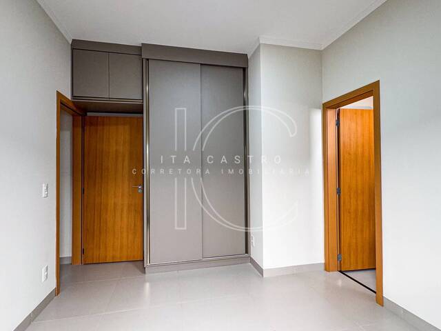 #40 - Casa para Venda em Araraquara - SP - 2